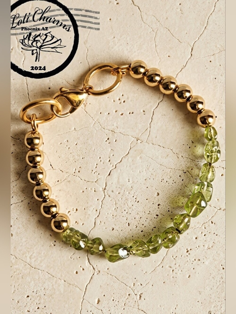 Natural Peridot Chips And Gold Beads In Half And Half Design Bracelet